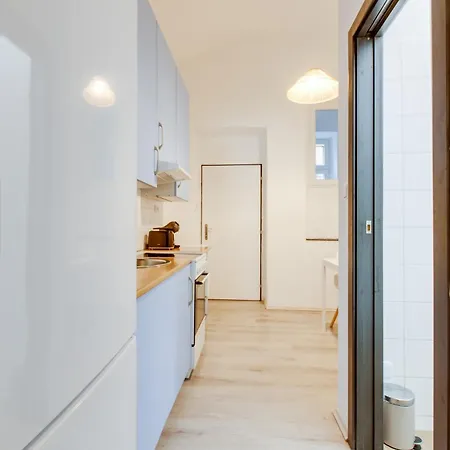 Chic And Modern *