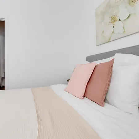 Daire Chic And Modern