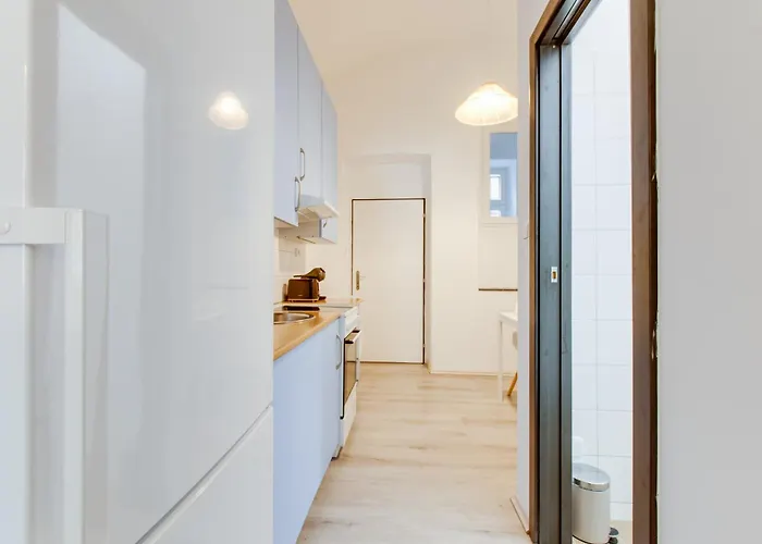 Chic And Modern *